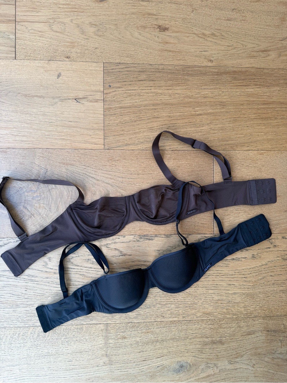 SKIMS Underwire Bras in Black and Brown
